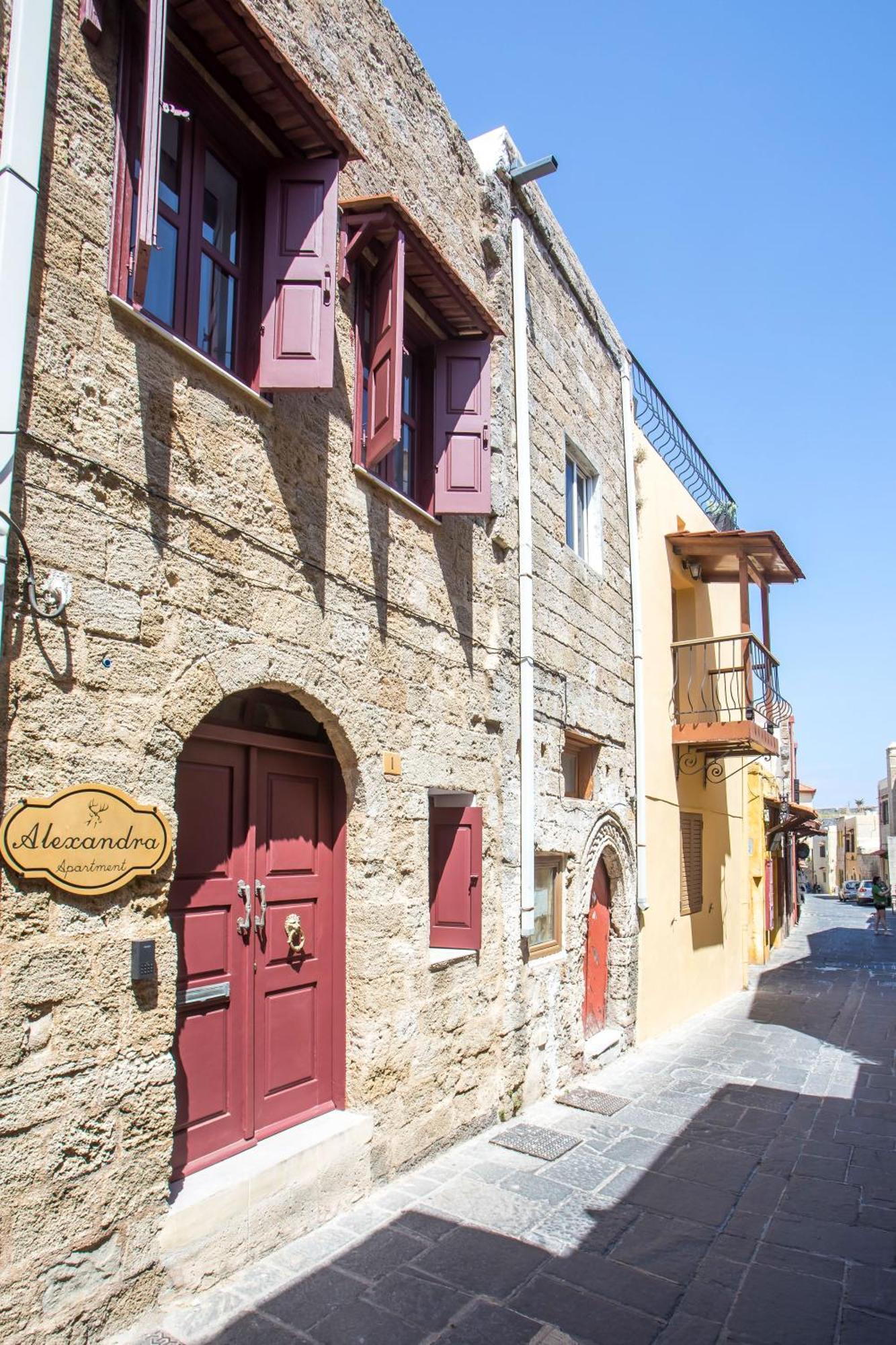 Ferienhaus Alexandras Stone House