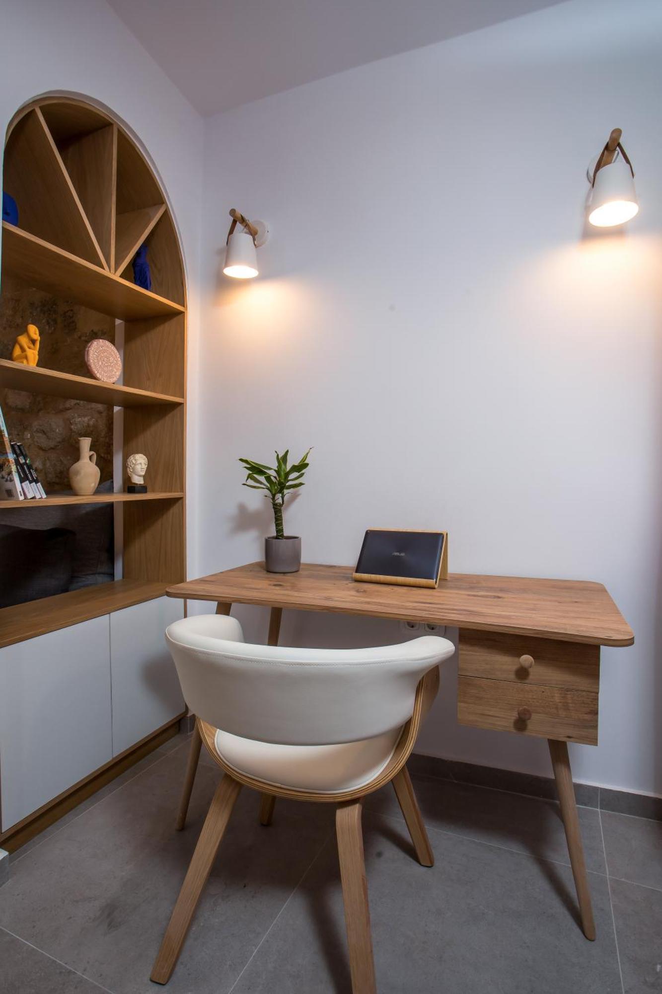 Alexandras Stone House 度假居 *