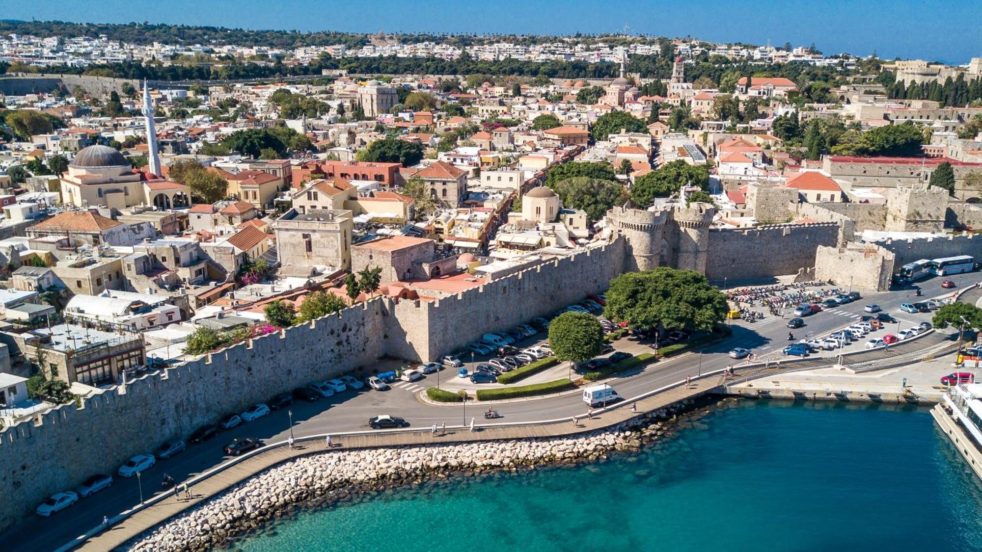Alexandras Stone House *