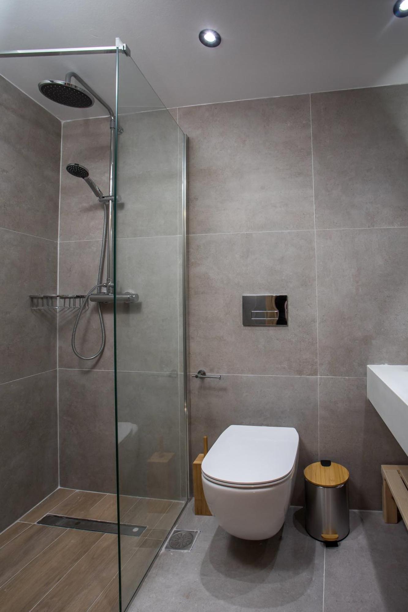 Alexandras Stone House Holiday home